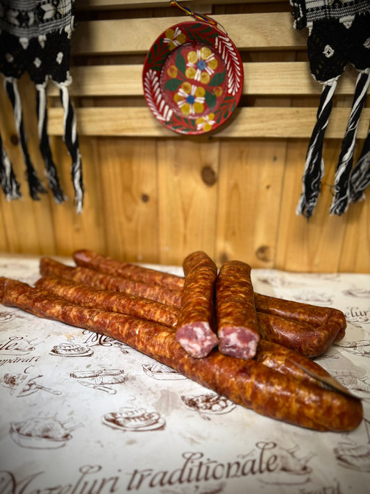 Cârnați porc-vită crud/uscati